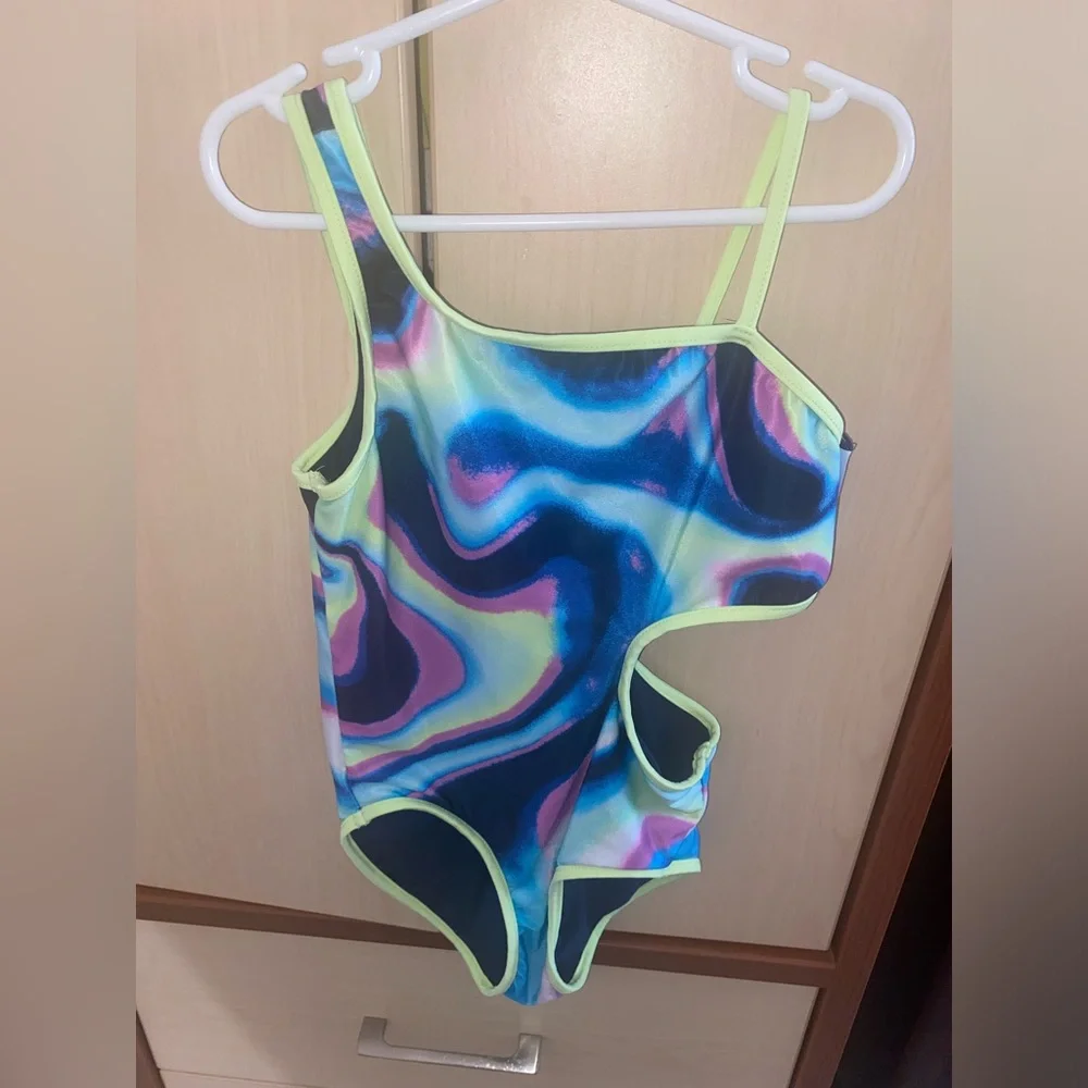 Justice Girls Reversible Cutout One Piece Swimsuit S 7/8 Blue Multicolor